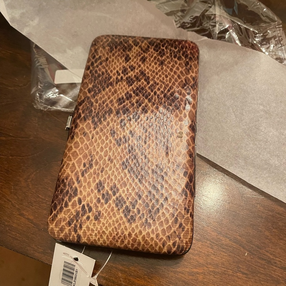 2 Wallet for $7